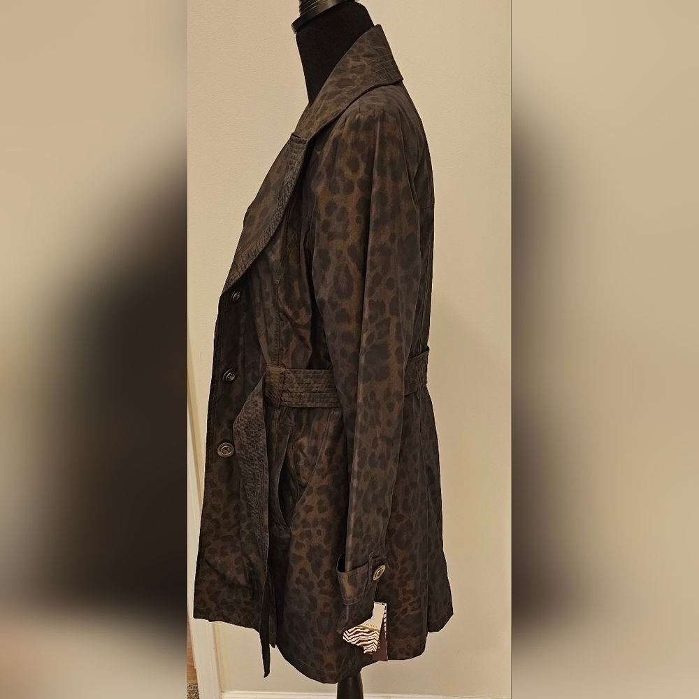 Dana Buchman Leopard Print Trench Coat Jacket Medium M Belted Satin Finish NWT - Picture 6 of 6